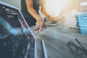 women with employees about Fiduciary Liability Insurance